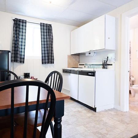 Acadia Pines Motel บาร์ฮาเบอร์ ภายนอก รูปภาพ