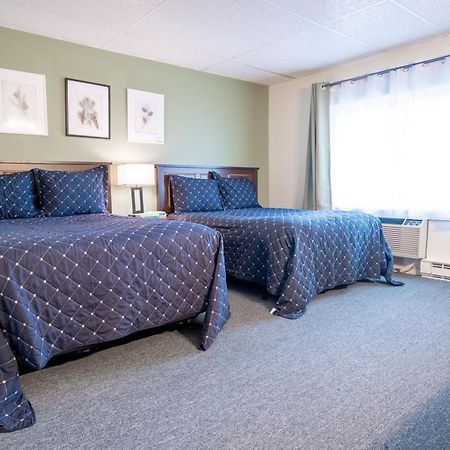 Acadia Pines Motel บาร์ฮาเบอร์ ภายนอก รูปภาพ