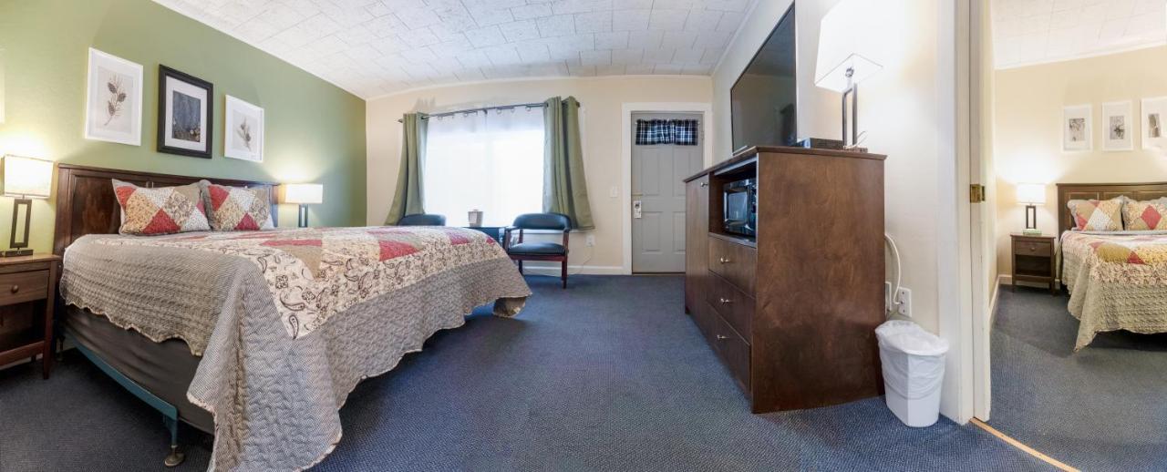 Acadia Pines Motel บาร์ฮาเบอร์ ภายนอก รูปภาพ