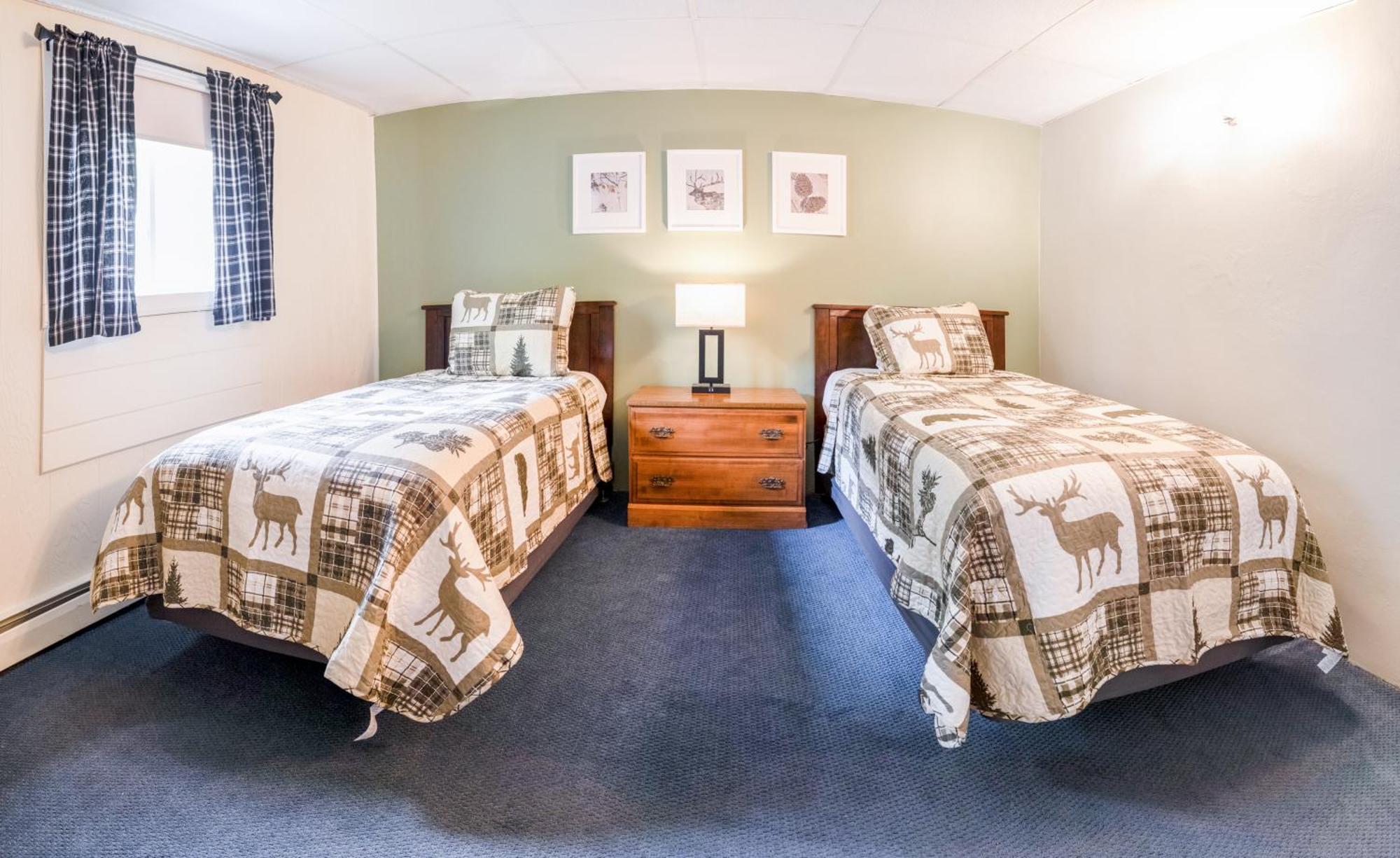 Acadia Pines Motel บาร์ฮาเบอร์ ภายนอก รูปภาพ